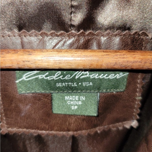 Eddie Bauer Womens Jacket Size Small Brown Lamb Leather Very Soft Full Zip - Picture 2 of 7